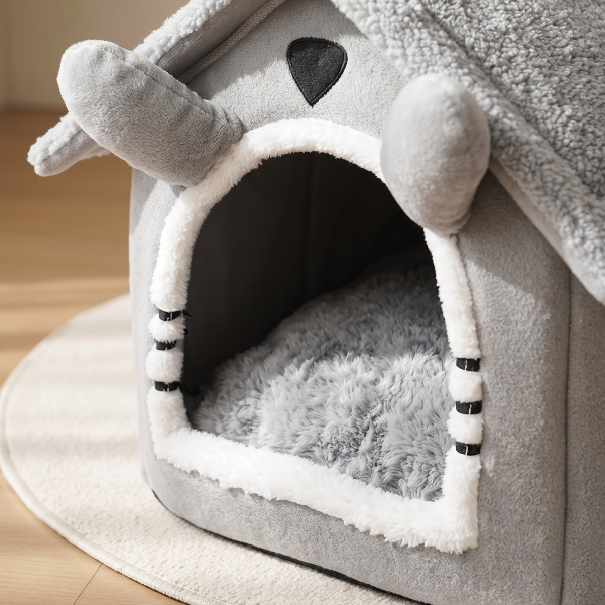 Nook Semi-Enclosed Cat House Bed hood and cushion close-up